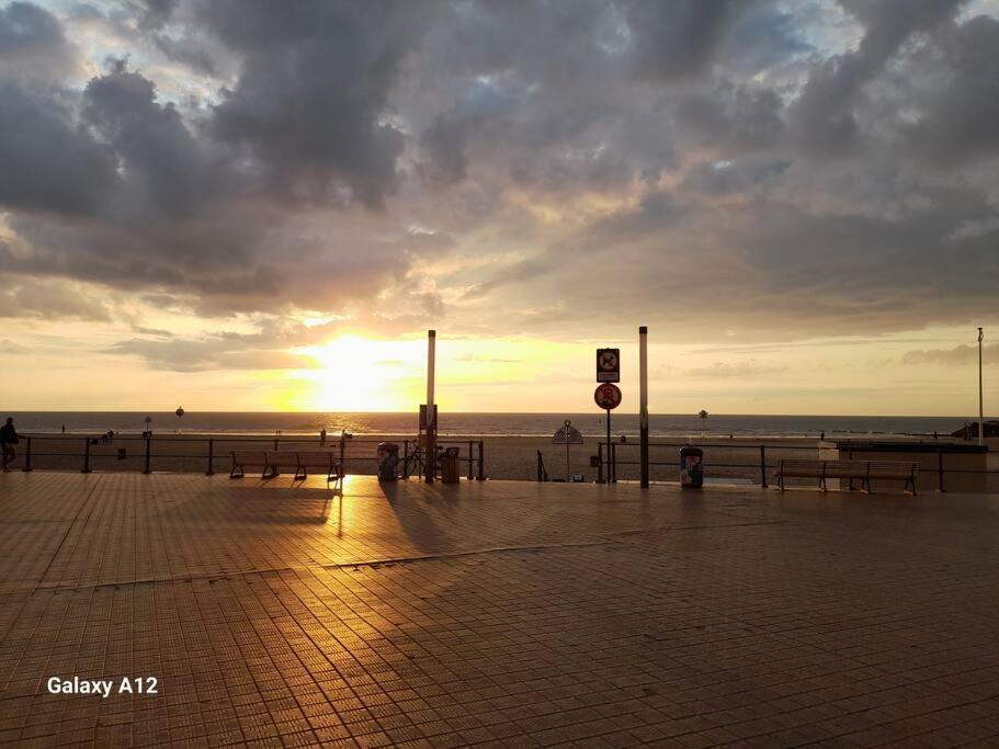 Suite Kursaal Met Zeezicht Oostende Exterior foto